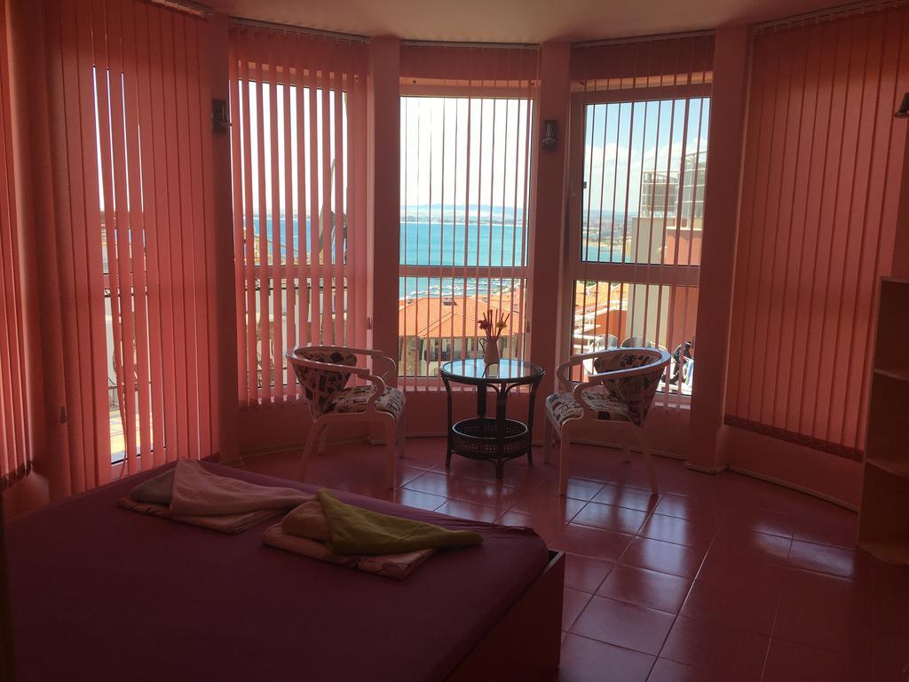 Hotel Saint Tatyana Sveti Vlas Bagian luar foto